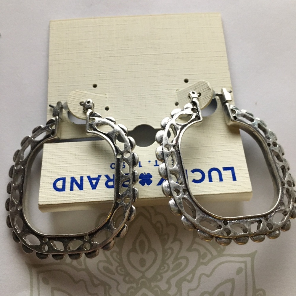 NWT LUCKY SILVER CUT OUT HOOP EARRINGS - Picture 3 of 8